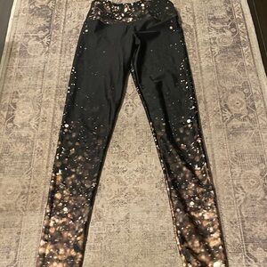 Goldsheep Black and Gold Sparkle Leggings